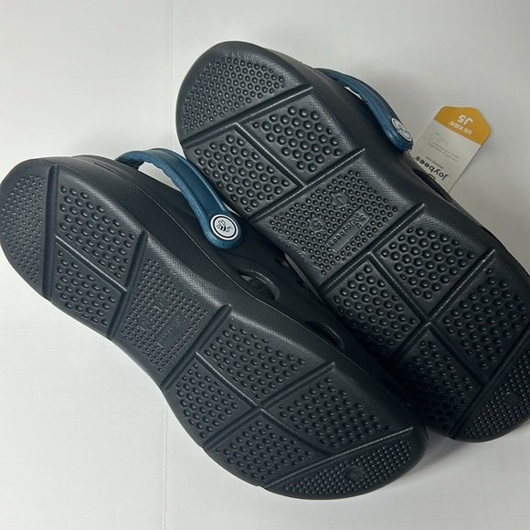 Joybees Kids' Dylan Slip-On Black and Blue Clogs - Picture 6 of 9